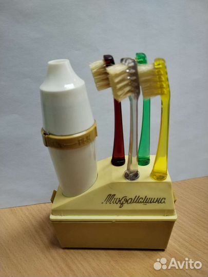 Электрическая зубная щётка 