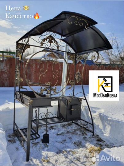 Кованый мангал с крышей