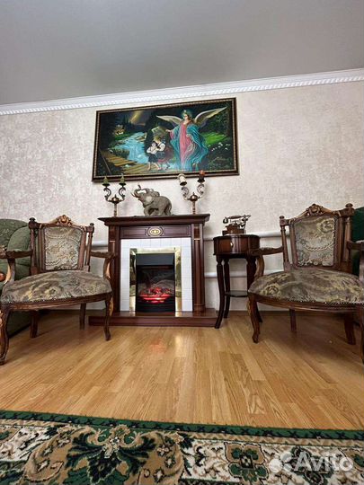 Антикварный стул кресло