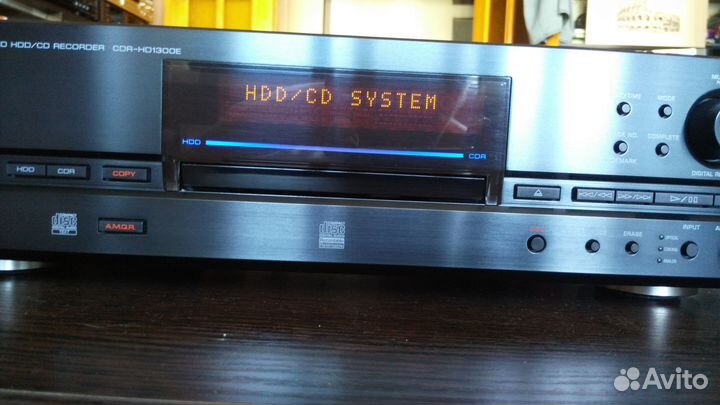 Продаётся CD Рекордер yamaha CDR-HD 1300E