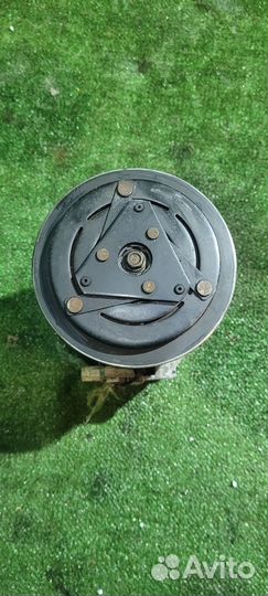 Компрессор кондиционера Geely Emgrand Ec7 FE1