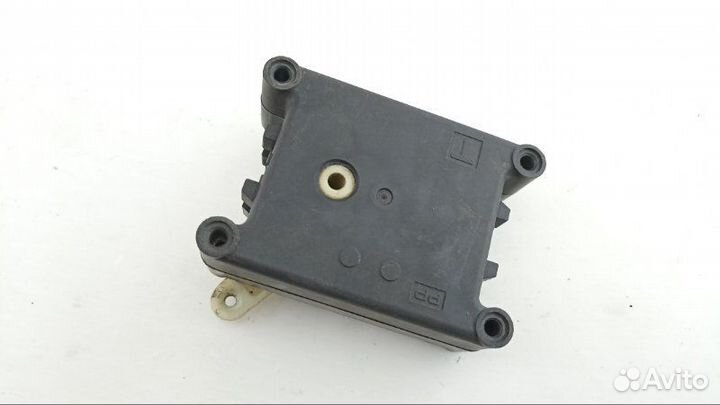 Сервопривод заслонок печки Nissan Primera WQP11