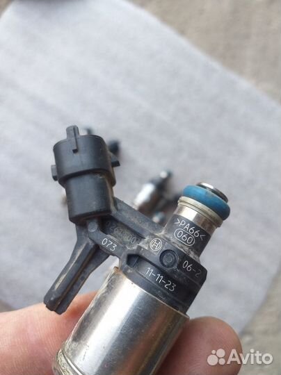 Форсунка топливная Peugeot 508 1.6 турбо 2012 год