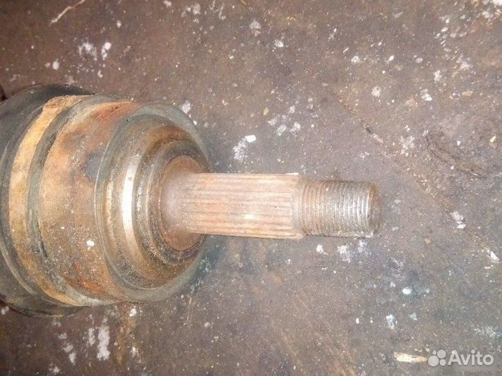 Полуось правый LADA 2110