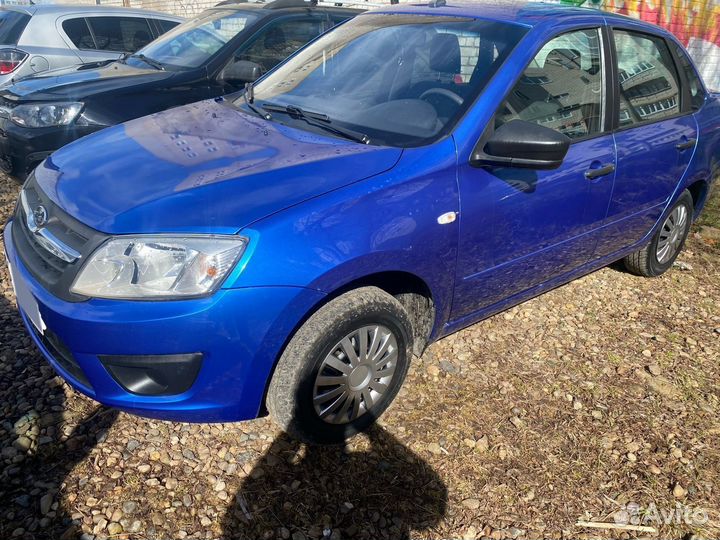 LADA Granta 1.6 МТ, 2018, 49 000 км