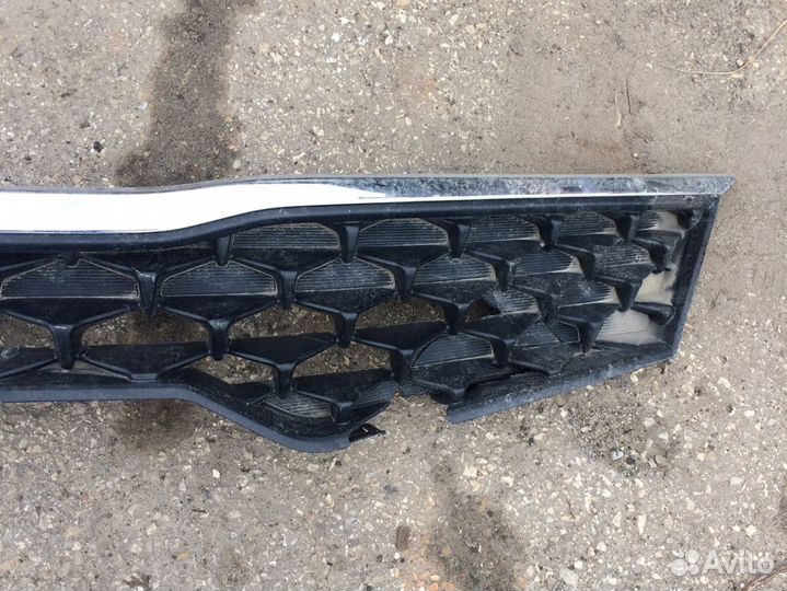 Решетка радиатора kia rio 4 2020 сломана сота