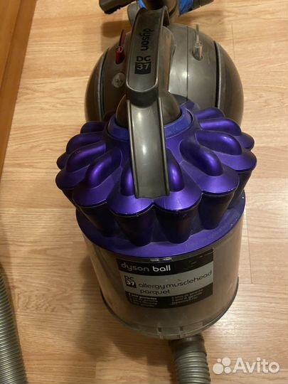 Пылесос Dyson dc 37