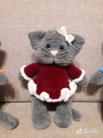 Кошечка связанная крючком