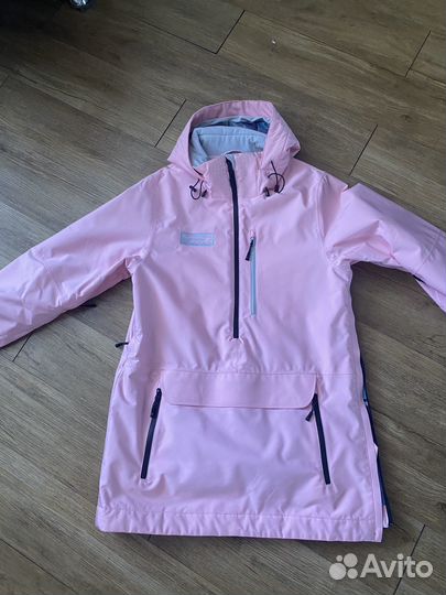 Горнолыжная куртка женская 46 48