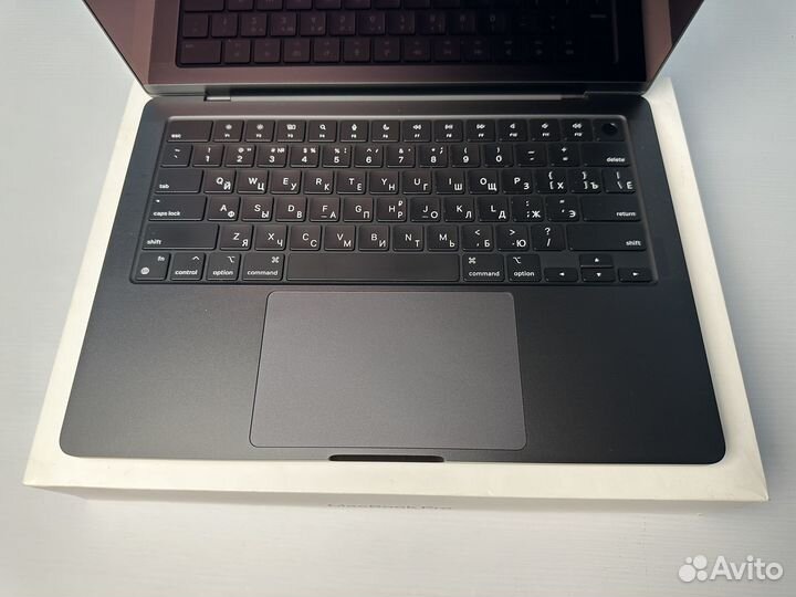 MacBook Pro 14 2023 M3 Pro 18/512Gb из Эльдорадо