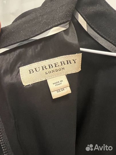 Платье женское Burberry 44