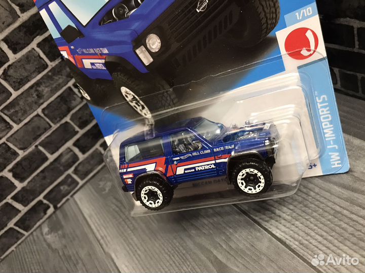 Hot Wheels Nissan Patrol Custom (Синий)