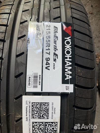 Yokohama BluEarth-ES ES32 215/55 R17