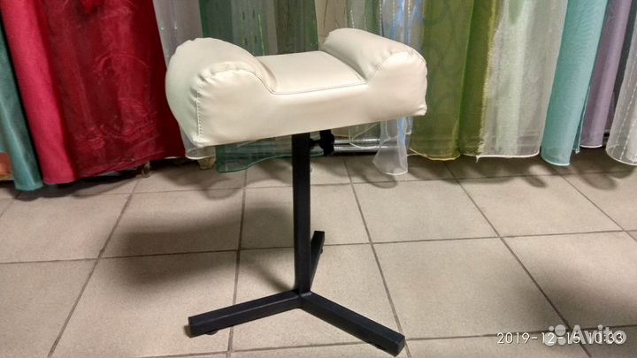 Подставка педикюрная