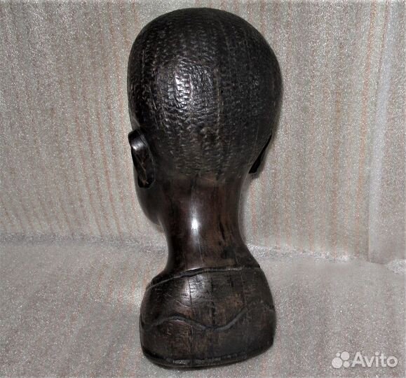 Бюст африканского мальчика из дерево