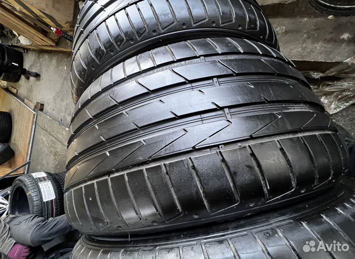 Hankook Ventus S1 Evo 2 SUV K117C 275/40 R19
