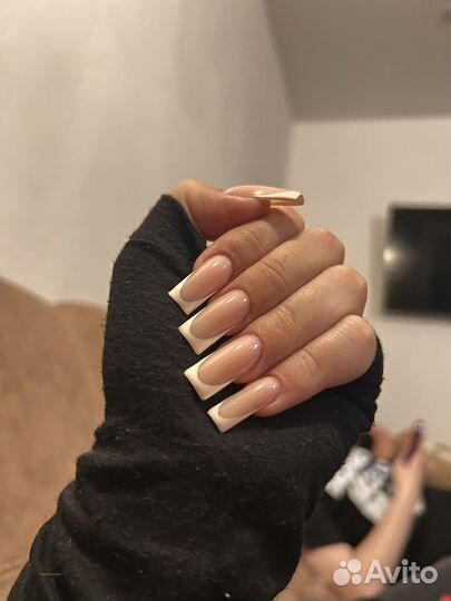 Наращивание ногтей