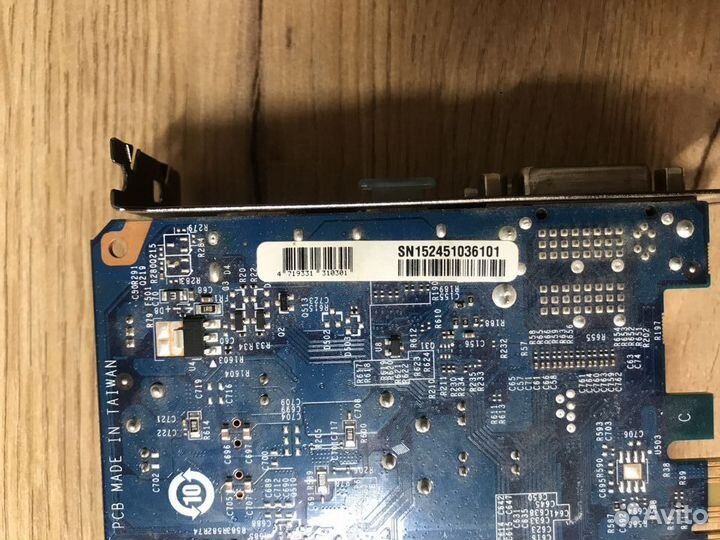 Видеокарта GTX 750