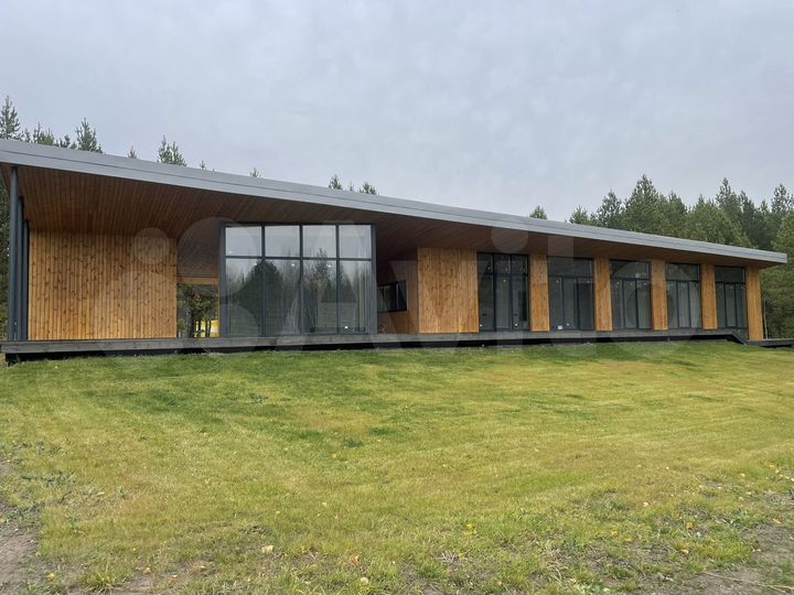 Коттедж 136,7 м² на участке 11,8 сот.