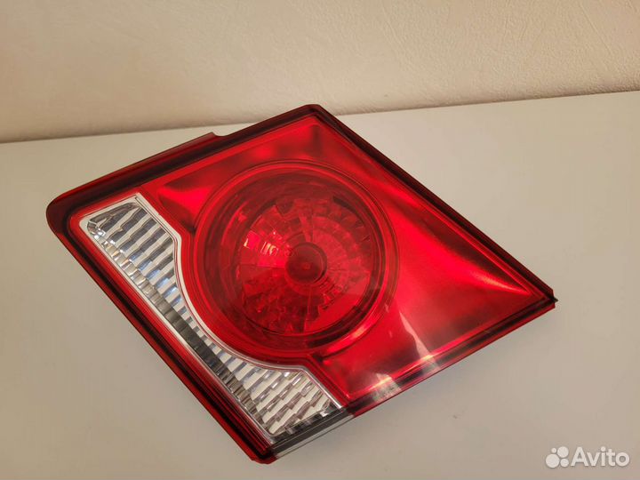 Задний фонарь chevrolet cruze