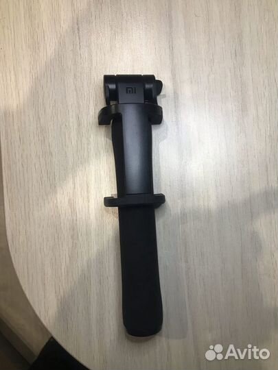 Монопод Xiaomi Mi Bluetooth Selfie Stick, Black