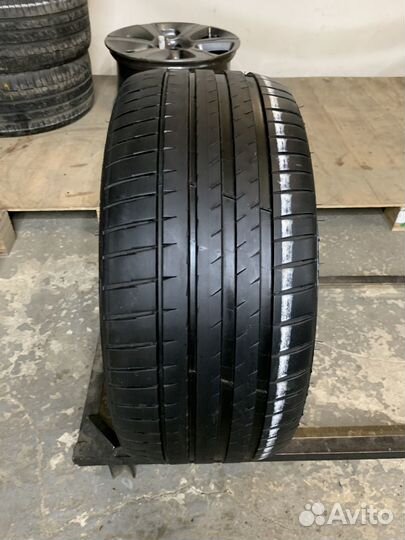 Michelin Pilot Sport 4 245/40 R19 98Y