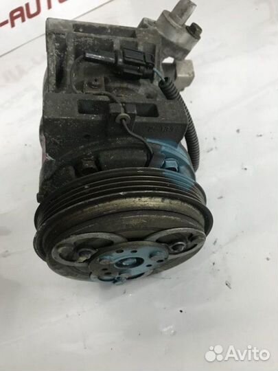 Компрессор кондиционер Nissan Presage U30 KA24