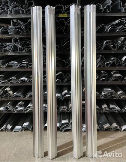 Порог верхний правый Infiniti QX56 (QX80) 2010-000