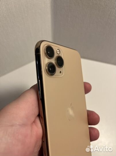 iPhone 11 Pro, 64 ГБ