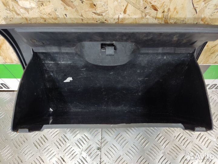 Крышка бардачка Vaz Granta