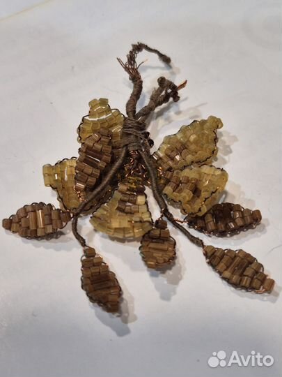 Старинная брошь, ручной работы