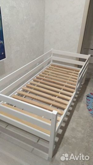 Продам детскую кровать