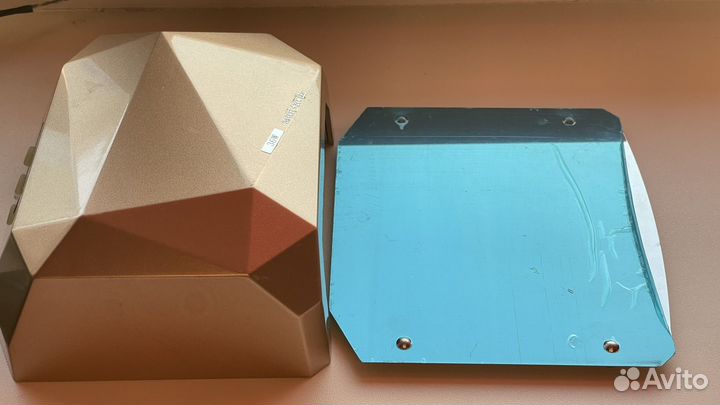 LED лампа для маникюра