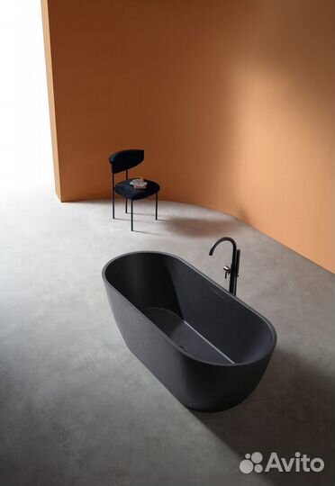 Ванна из искусственного камня abber AM9941B черная