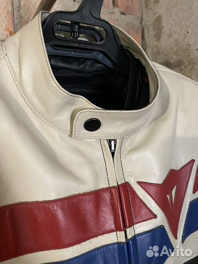 Мотокуртка кожаная dainese