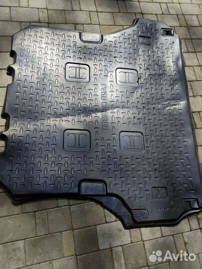 Коврик в багажник toyota land cruiser 200