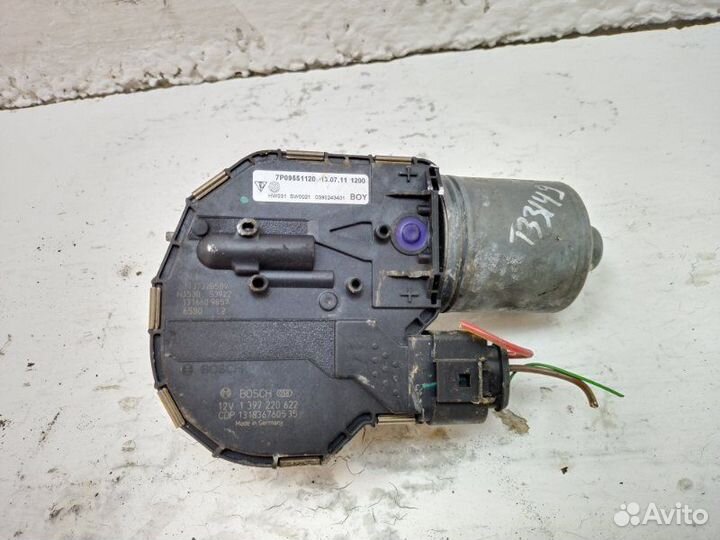 Моторчик стеклоочистителя передний Volkswagen