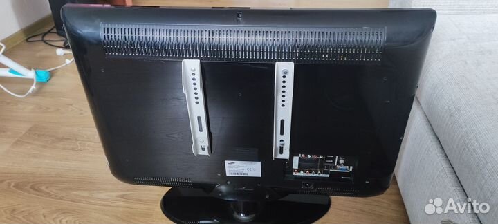 Samsung LE-32M87BD телевизор