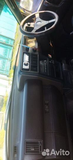 Isuzu Bighorn 3.2 AT, 1993, 200 000 км