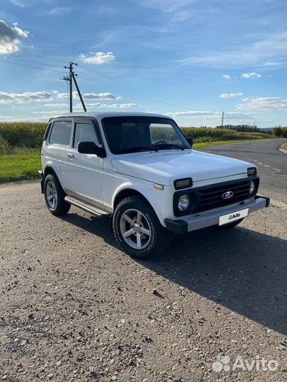LADA 4x4 (Нива) 1.7 МТ, 2004, 67 000 км