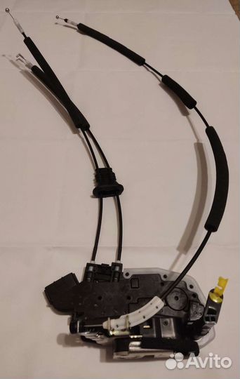 Замок передней двери Nissan X-Trail T31