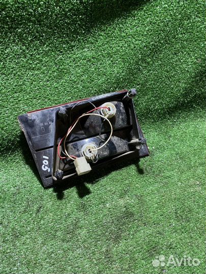 Фонарь задний Волга 31105