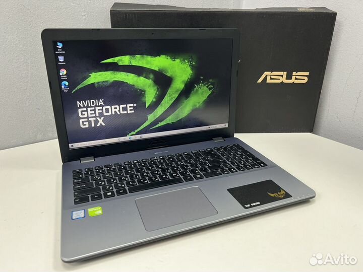 Топ Asus 8ядер Core i7-8550 12Gb DDR4 GF 150MX SSD