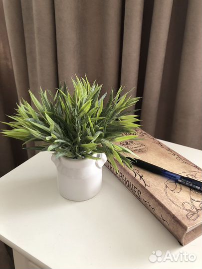 Искусственная трава в горшке, Розмарин