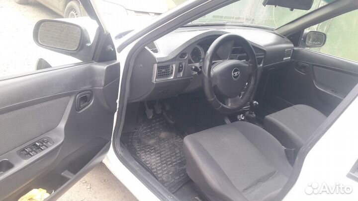 Daewoo Nexia 1.5 МТ, 2012, битый, 178 000 км