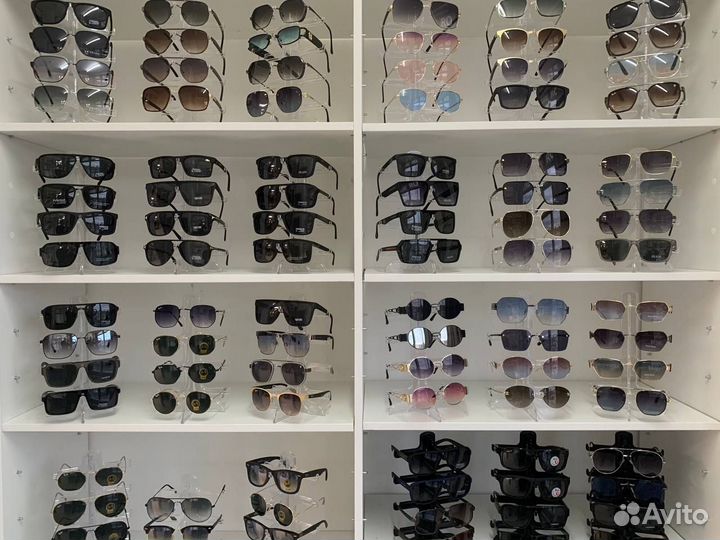 Контакты оптовых поставщиков очков и женских сумок