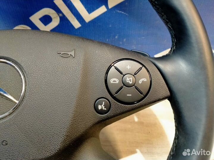 Руль Mercedes-Benz 212.054 E 300 212 272.952 M272