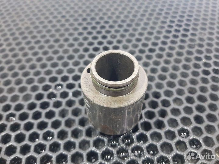 Ось шестерни масляного насоса Man TGS, Man TGX