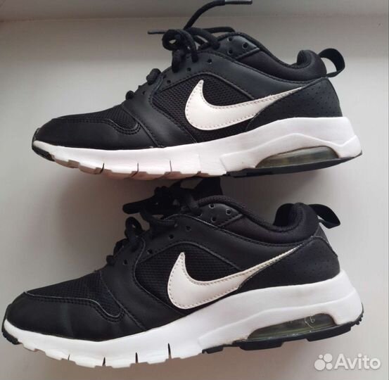 Кроссовки Nike 36,5 (Б/у.)
