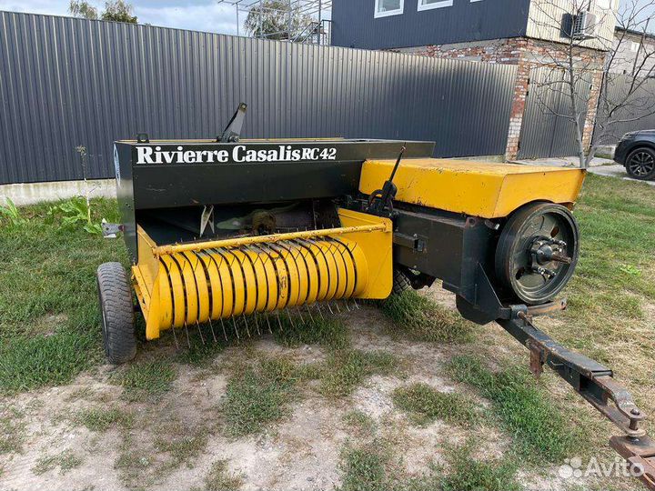 Пресс-подборщик Rivierre Casalis RC 42, 1997
